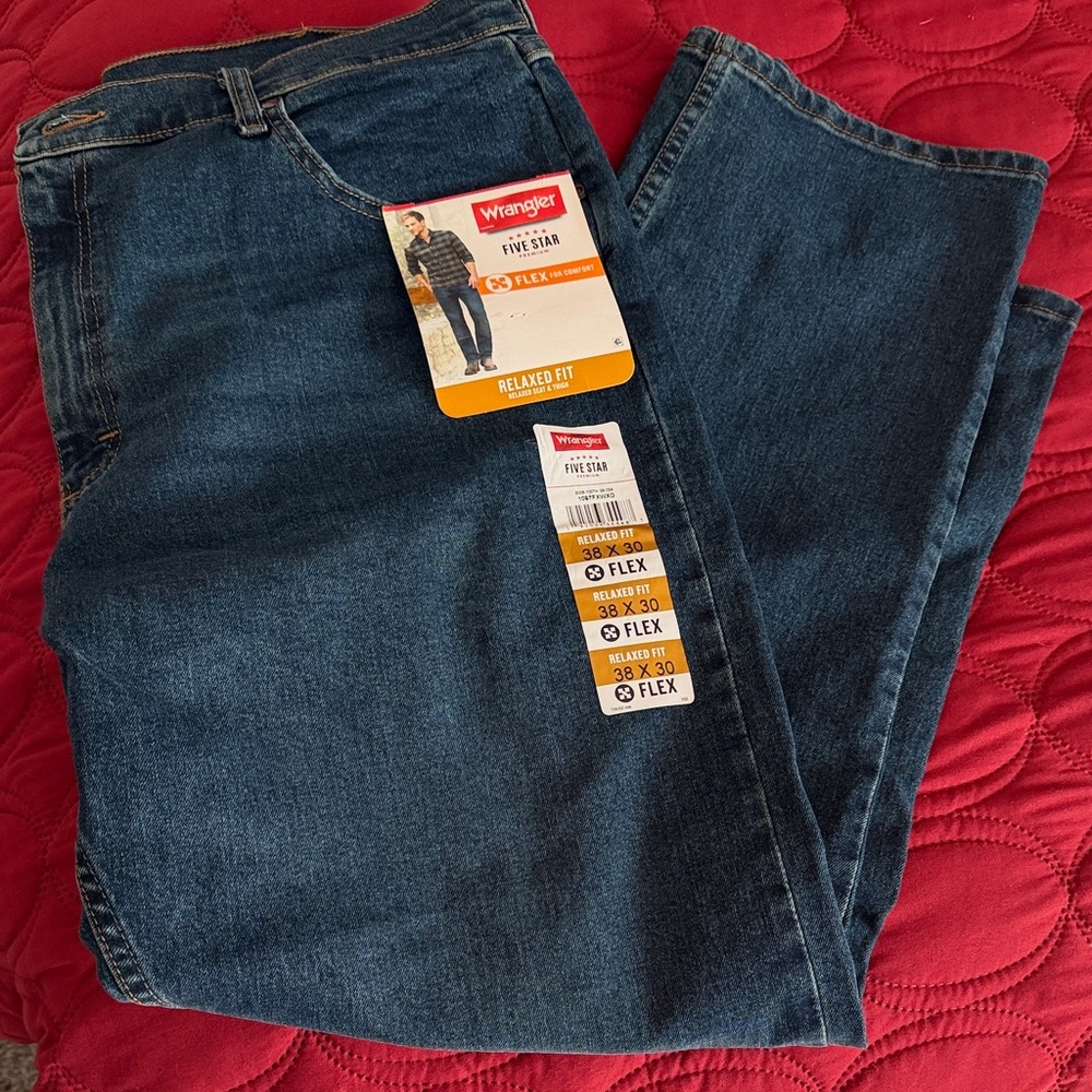 Wrangler Men's Relaxed Fit Jeans - Dark Blue
